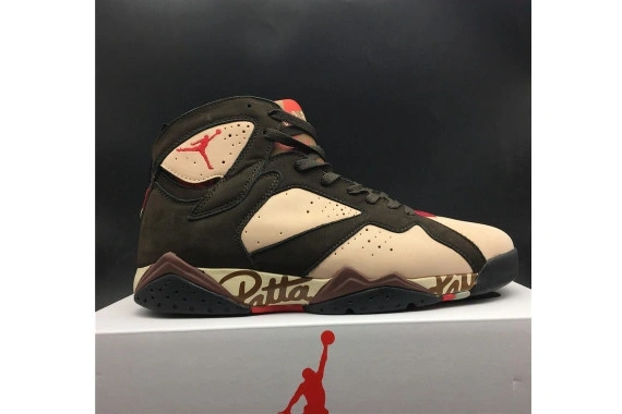 Shimmer Patta 7 Retro  Jordan AT3375-200 AT3375-200 0325